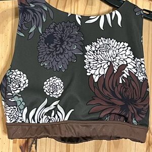 JoyLab Green, Cream,‎ & Brown Floral Sports Bra in Size SMALL